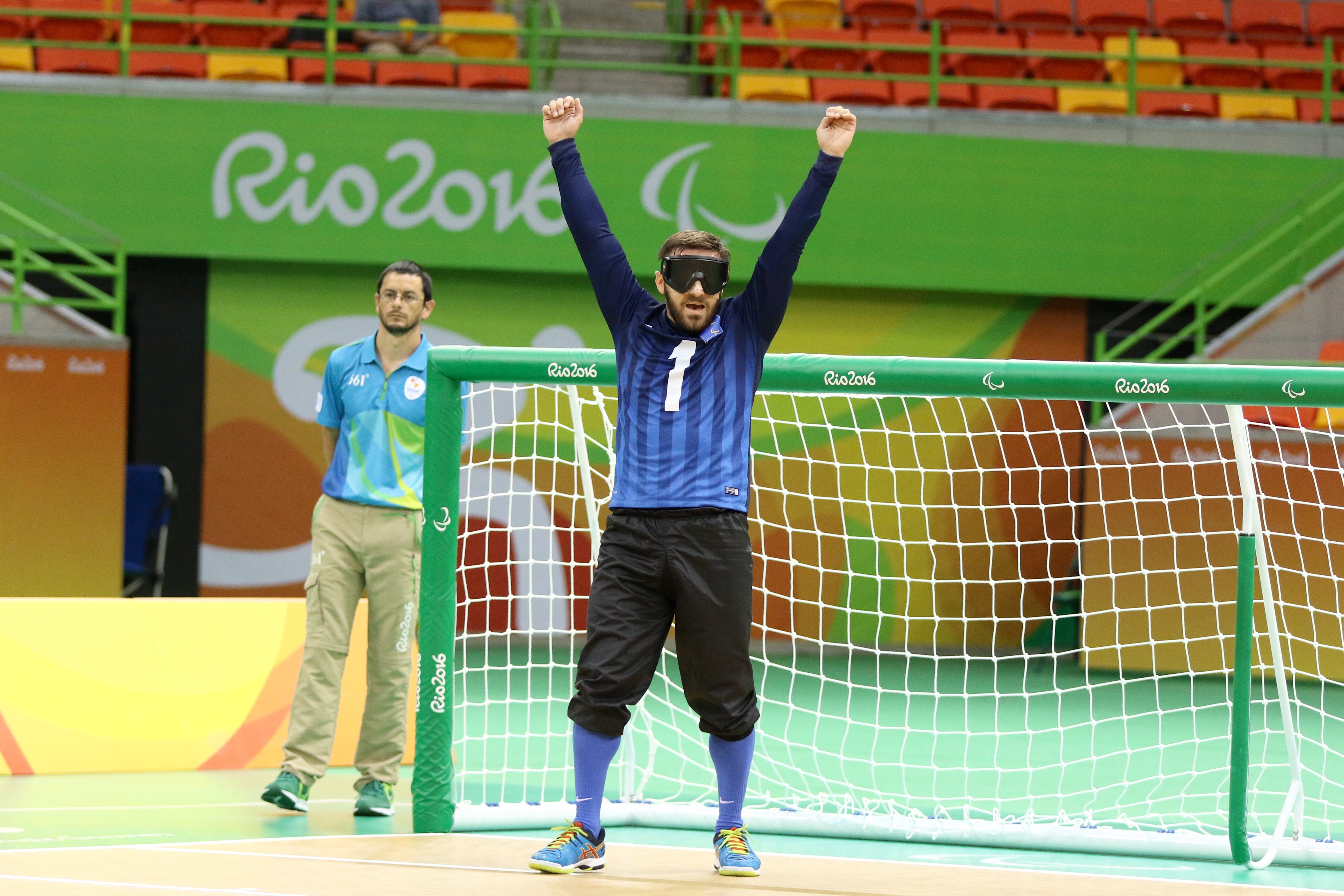 Fatmir under en match på Paralympics i Rio 2016.